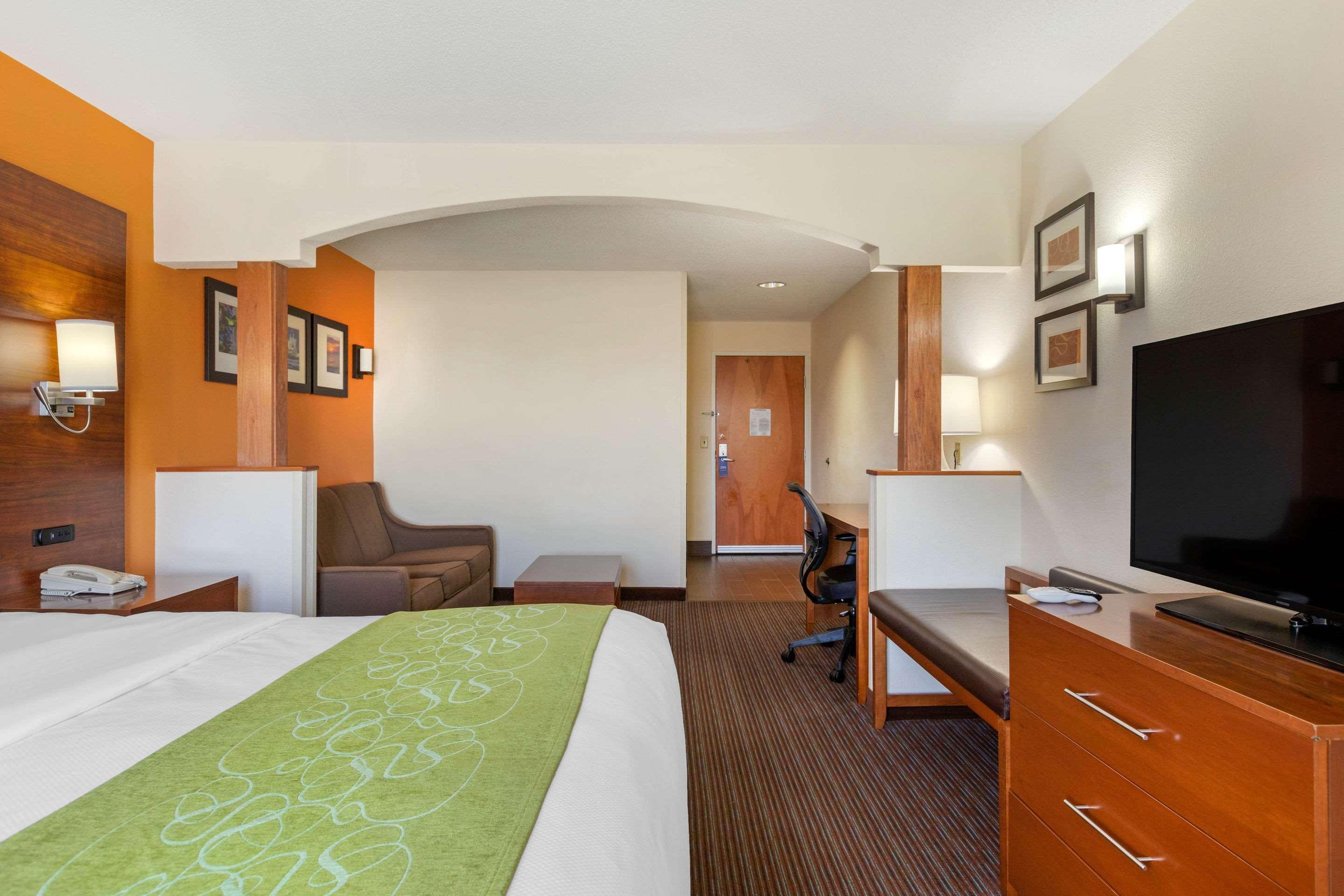 Comfort Suites Stevensville – St. Joseph Buitenkant foto