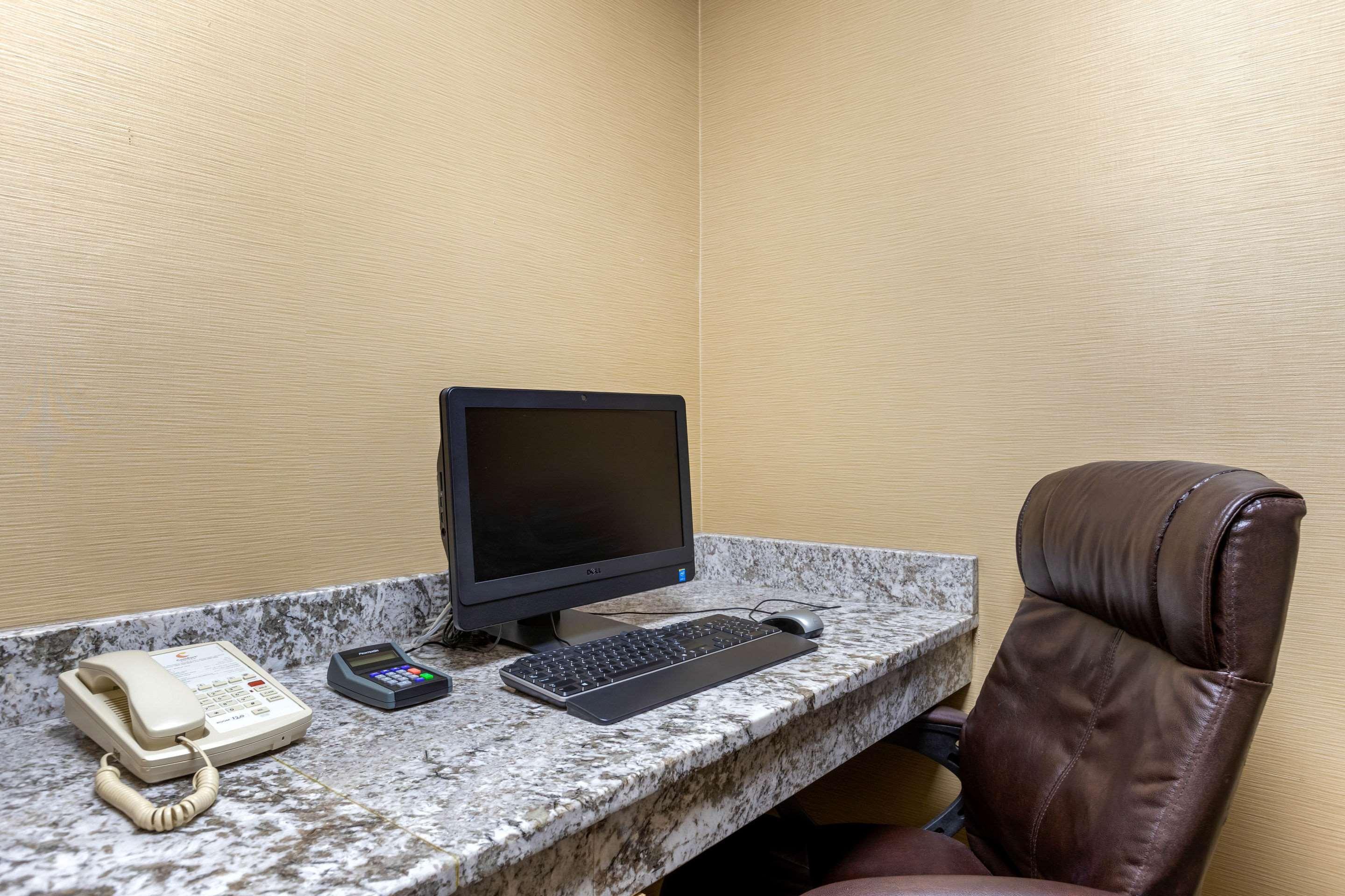 Comfort Suites Stevensville – St. Joseph Buitenkant foto